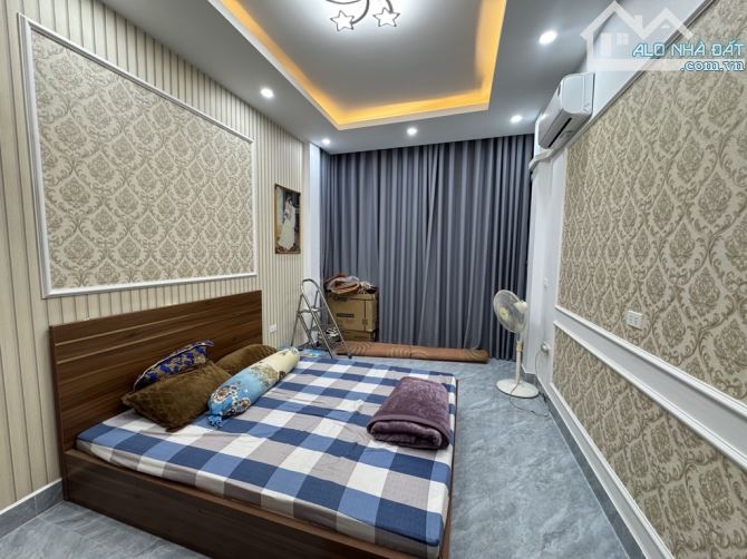 Thuỵ KHuê- Lạc LOng Quân, 5 tầng, kinh doanh - 3