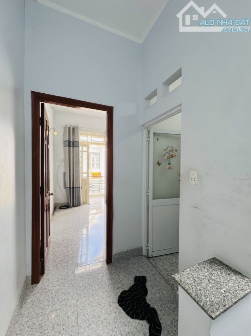 NHÀ 3 TẦNG LÂM THỊ HỐ Q12 - HẺM OTO TỚI CỬA - GIÁ 5TY2 - 3