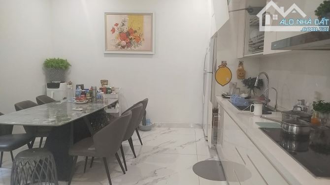 BÁN BIỆT THỰ PHỐ HỒNG TIẾN LONG BIÊN 31 TỶ 121m 3 TẦNG  Ô TÔ KINH DOANH GẦN HC HỒNG TIẾN - 3