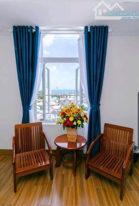 Bán khách sạn 9 tầng mặt tiền đường lớn trung tâm Biển Quy Nhơn dt sổ đỏ 238m n6,5m giấy t - 3