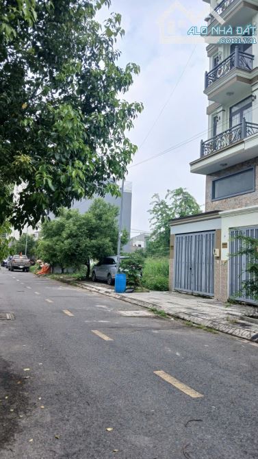 Bán 2 lô đất - Khu phân lô đường 12m - Hà Huy Giáp - 64m2 - Giá 3,9 tỷ - 3