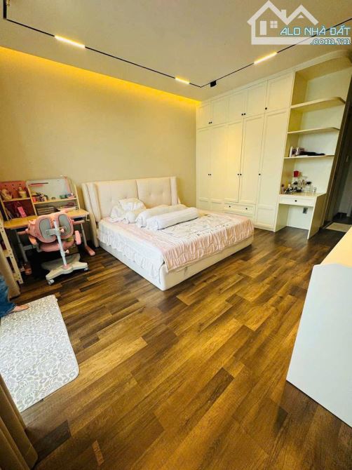 Bán Nhà Đẹp Nội Khu Lê Văn Sỹ, 4m5 x 26m, Hầm 5 Tầng. Giá 35 Hạ Về 29 Tỷ 9 TL - 3
