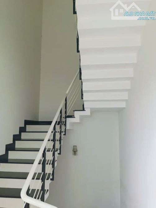 🏠🏠🏠NHÀ 3 TẦNG,DIỆN TÍCH KHỦNG,MẶT TIỀN ĐƯỜNG VÕ CHÍ CÔNG - CẨM LỆ- ĐÀ NẴNG . - 3