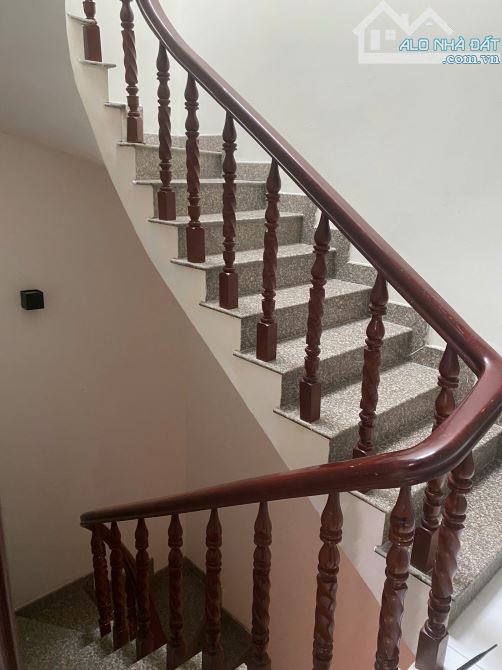 Bán nhà (4x15m) Bình Thạnh sát trường ĐH Văn Lang - Đặng Thuỳ Trâm, 4tầng 5PN. Gía 10 tỷ - 3