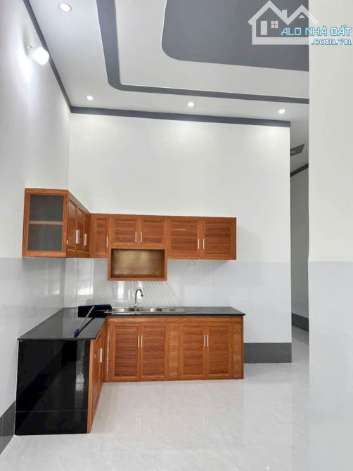 Vỡ nợ bán gấp nhà ở Hồ Văn Tắng -142M2 – 940 triệu- SHR - 3