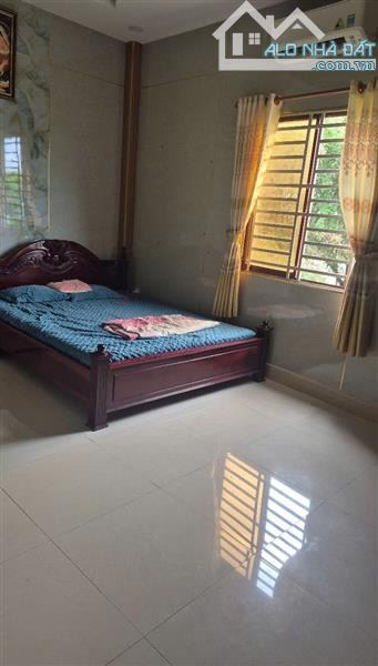 Ô tô vào tận cửa, nhà 3 tầng, 51m2, Linh Xuân, Thủ Đức giá xấp xỉ 5 tỷ - 3