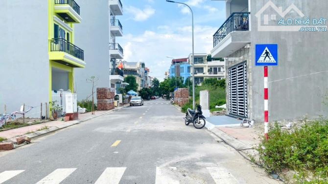 🏡 SIÊU PHẨM CỰC HIẾM - MẶT ĐƯỜNG BÃI SẬY, TRẠI CHUỐI, HỒNG BÀNG - NGAY CỔNG VIÊN!  🚗 Đườ - 3