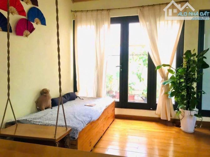 [SIÊU PHẨM] Bán Nhà Phố Đặng Tất - Căn Biệt Thự Vintage ngay Phan Đình Phùng - 3p r Hồ Tây - 3