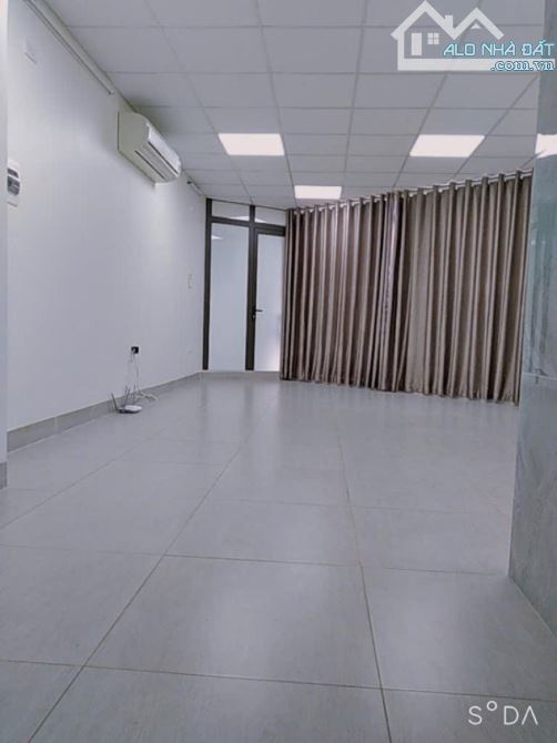 PHẠM VĂN ĐỒNG BẮC TỪ LIÊM NHÀ MẶT PHỐ 50M 6 TẦNG 27.5 TỶ THÁNG MÁY KINH DOANH VĨA HÈ Ô TÔ - 3