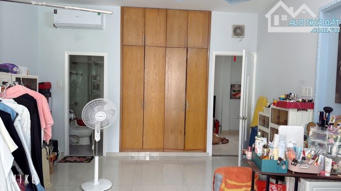 Lý Thánh Tông 64m² – 4 tầng – ngang 8m – giá 9.2 tỷ  ☘ NHÀ MẶT TIỀN HẺM 8M - 3