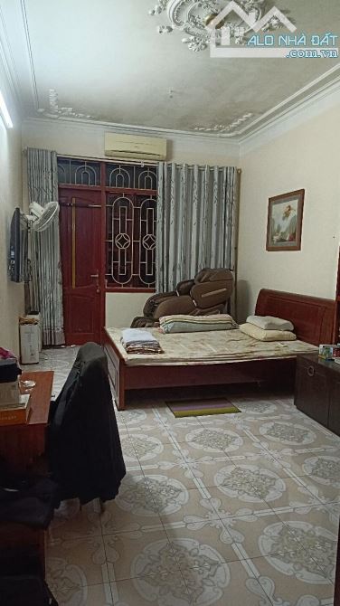 Bán Nhà Phố Víp Láng Hạ_ĐỐNG ĐA_Sát Phố _ở Sướng_DT90m2_4T_MT3.8_GIÁ 22.5 TỶ - 3