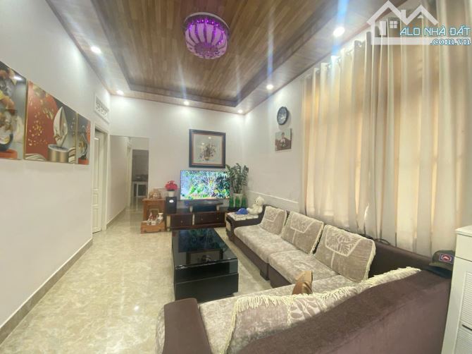 GIẢM GIÁ BÁN GẤP 6,8 = 5,2 TỶ NHÀ 100M2 ĐÃ HOÀN CÔNG - P.XUÂN HƯƠNG, ĐÀ LẠT - 3