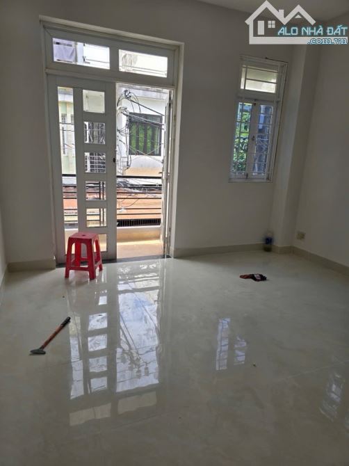 Siêu phẩm mặt tiền P. Phú Trung, 65m2, 3 tầng, ngay Âu Cơ - Khuông Việt - 3