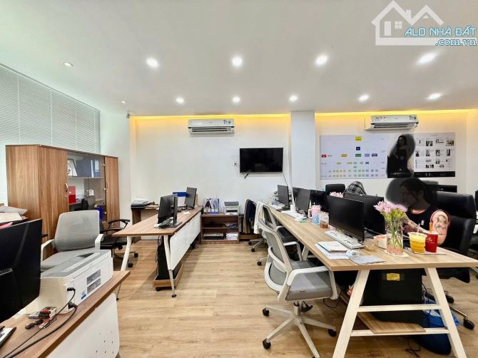 Tòa nhà 7 tầng thang máy (5x28m). Đường nhựa 10m ngay khu Đệ Nhất - chỉ 180tr/m2 - 3