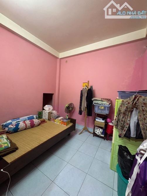 Giá 6,3 tỷ. Bán nhà 1 trệt 2 lầu D2D Thống Nhất- Biên Hoà. Đường 7m. Sổ hoàn công. - 3