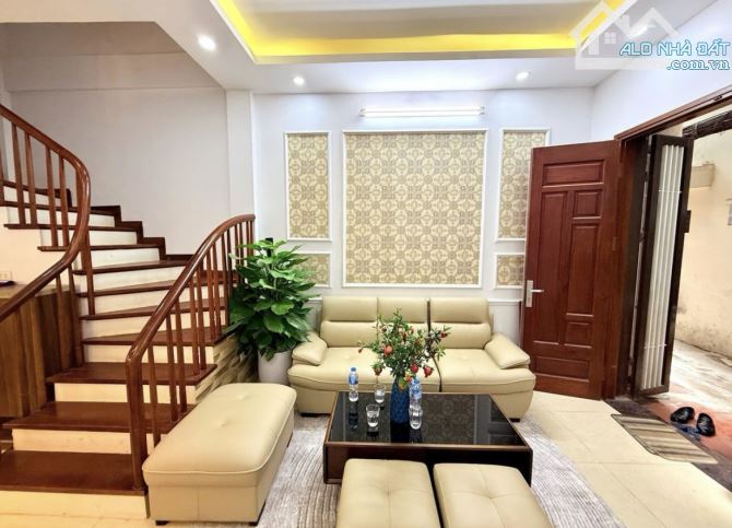 Nhà Pháo Đài Láng, Đống Đa, diện tích 38m, MT4,2m, Giá 8,6 tỷ - 3