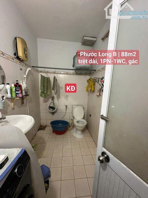 Nhà cấp 4 có gác nhỏ đường 109 gần DƯƠNG ĐÌNH HỘI | hẻm xe tải, trệt dài 70m2 - 3