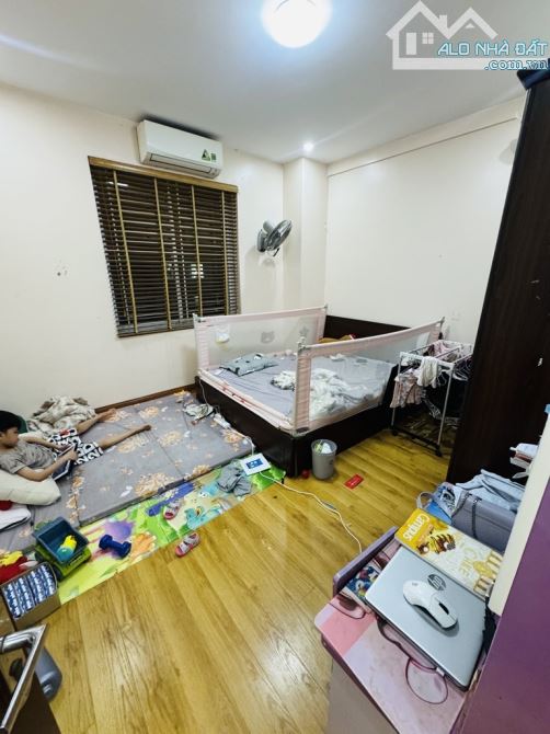 Bán Tập Thể Cầu Giấy 80m2 - 2 ngủ - chỉ nhỉnh 4 tỷ - 3