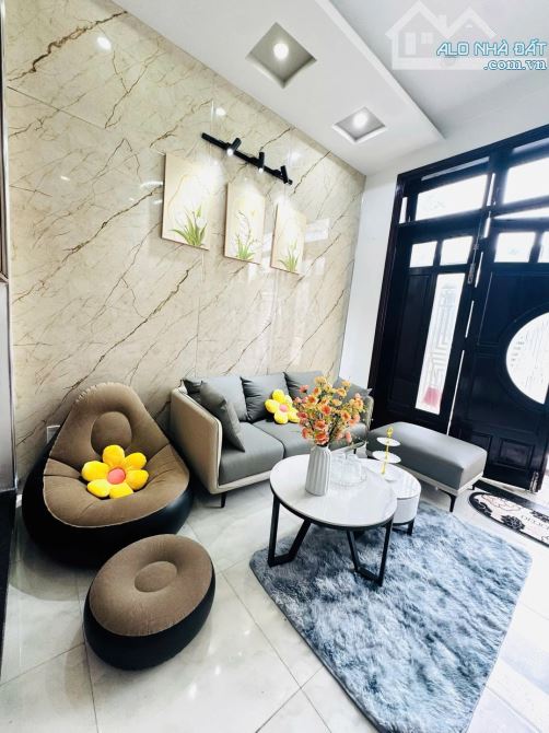 BÁN NHÀ 3 TẦNG – VỊ TRÍ VÀNG NGAY CHÂN CẦU RỒNG - 3
