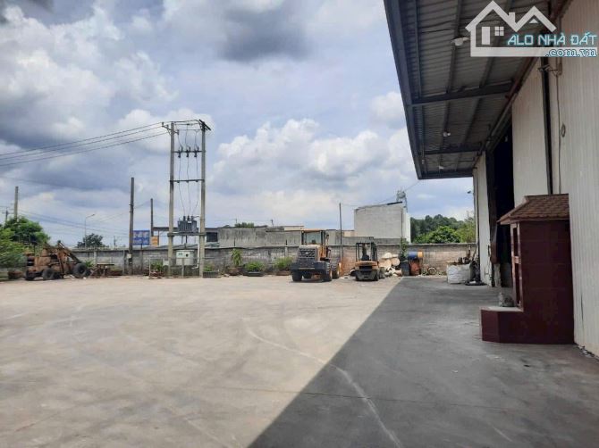 Bán nhà xuỏng mặt tiền Quốc lộ 1a Long Khánh - 3
