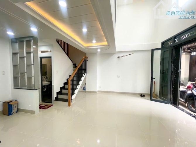 🔥[BÌNH THẠNH] LÔ GÓC HXH HOÀNG HOA THÁM - 40M (4.5x9) - 4PN 4 WC - 4TẦNG - 7.9 TỶ - 3