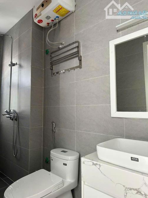 BÁN NHÀ NGÕ 83 NGUYỄN VĂN HUYÊN, 6 TẦNG NHÀ MỚI – 59,8M2 – 21,5TỶ – NGÕ THÔNG – OTO VÀO NH - 3