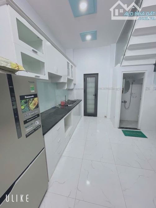 NHÀ 3 TẦNG  XE HƠI NGỦ SÁT MẶT TIỀN HUỲNH TẤN PHÁT  CHỈ NHỈNH 6 TỶ - 3
