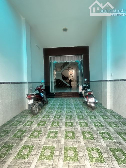 MẶT TIỀN TRẦN QUANG CƠ - NGÃ BA ĐÔNG QUANG - TIỆN KINH DOANH ĐA NGÀNH NGHỀ 74M2 - HƠN 8 T. - 4