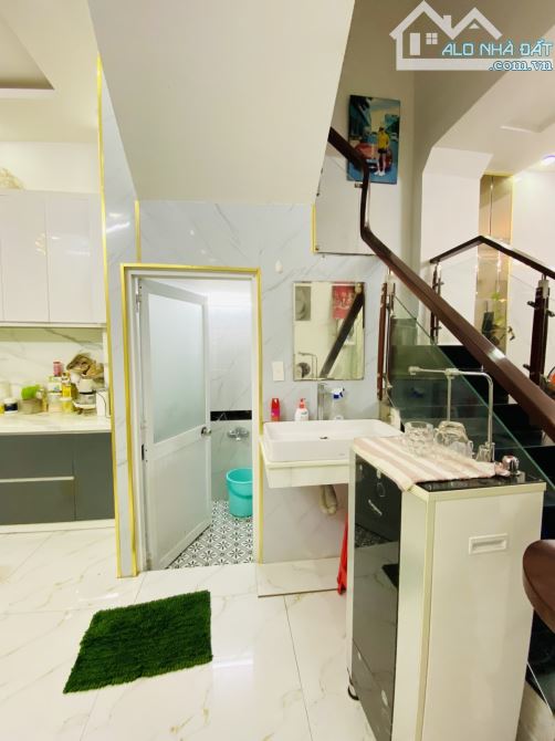 Bán nhà hẻm 90 Dương Cát Lợi hẻm đep nhất trên con đường này và nhà cũng đẹp. - 4