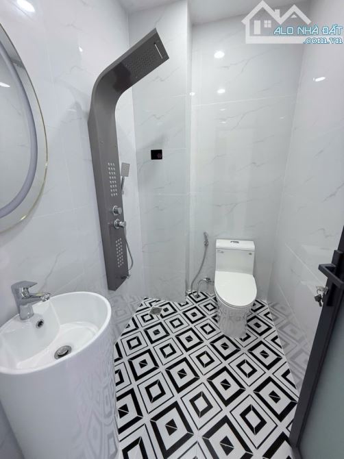 Siêu phẩm 5 tầng xây mới full nội thất đường 8m 51m2 giá 8,6 tỷ Phường An Hội Tây Gò Vấp - 4