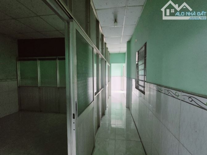 Gấp bán nhà Mặt tiền Lê Thị Hoa, Thủ Đức, dt 260m2, giá 15.5 tỷ, chợ Khiết Tâm. - 4