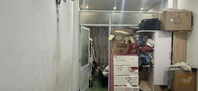 Gấp bán nhà đẹp 3 tầng, đầy đủ công năng, chỉ cần xách VaLy vào là ở. Mặt tiền đường 5,5m - 4