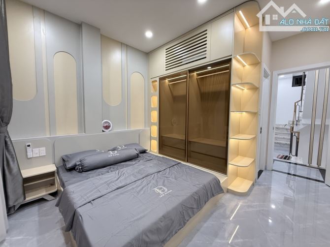Bán gấp nhà 4 lầu Hẽm Ô Tô. Phan Huy Ích, P.15, Tân Bình 7.38 tỷ. TL - 4