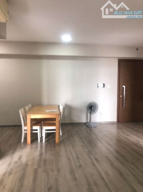 Chính chủ cho thuê SEASON MỖ LAO 2 ngủ, 2wc - đủ đồ - giá 14,5tr/tháng - 4