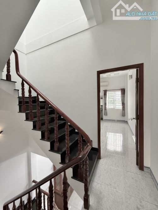 Mặt tiền Trần Quang Cơ - Ngay Ngã 3 Đông Quang - Nguyễn Ảnh Thủ - 76m2 - 3 tầng - 4