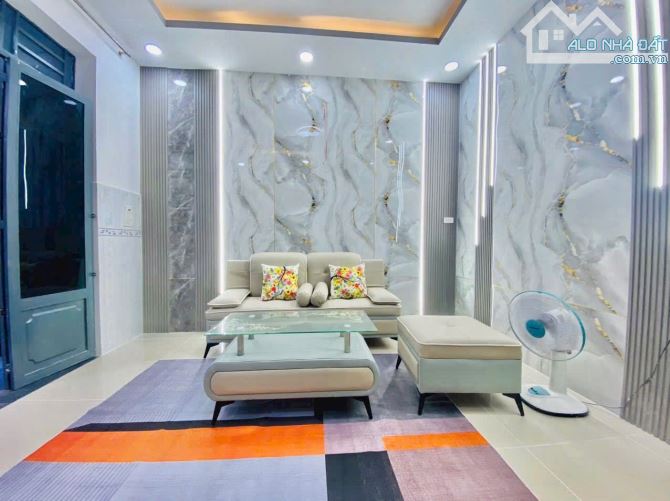 Nhà 2 tầng đường THẠNH LỘC 15 phường Thạnh Lộc Q12, DT (4x9)💰2,93Tỷ - 4