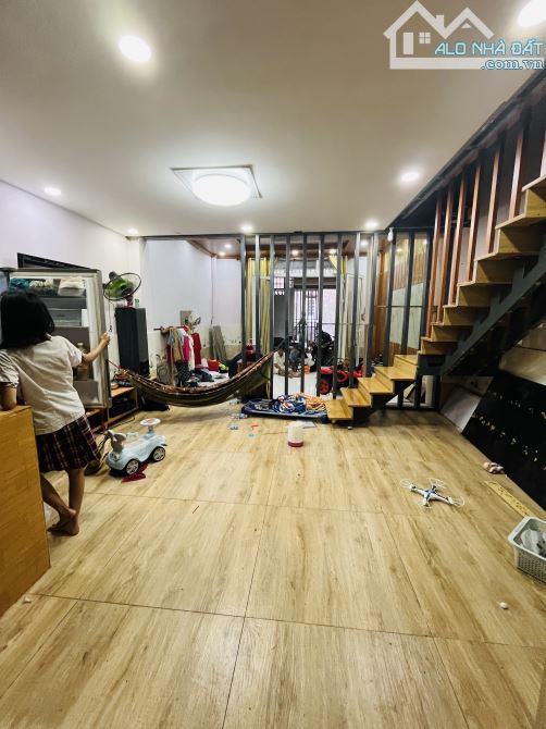 🔷75m  - CHỈ 1,9 tỷ CÓ NHÀ ĐẸP Ỏ NGAY,  TRỆT LỮNG, 3PN,  HẺM XE HƠI, HẺM 624 LÃ XUÂN OAI - 4