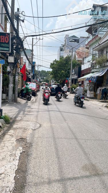 NHÀ ĐẸP 4 TẦNG - FULL NỘI THẤT - TRUNG TÂM GÒ VẤP – SÁT CÔNG VIÊN LÀNG HOA - 4