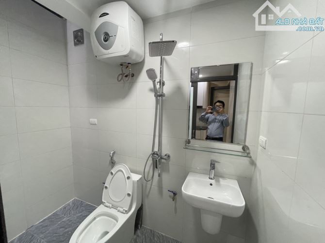 TT Tân Mai 45m2 - Full nội thất - Ô tô đỗ cổng - Ngõ thông Kinh Doanh - Sổ đỏ sẵn giao ịch - 4
