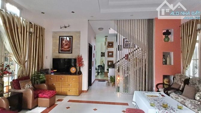 🔥BIỆT THỰ SÂN VƯỜN - NGAY TRUNG TÂM BÌNH THẠNH - Ô TÔ VÀO NHÀ - 317M2 - 2 TẦNG- 37Tỷ - 4