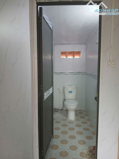 BÁN NHÀ LẦU HOÀN CÔNG - CẶP VÁCH UBND NK - KẾ BÊN CV & VINCOM HÙNG VƯƠNG - 4