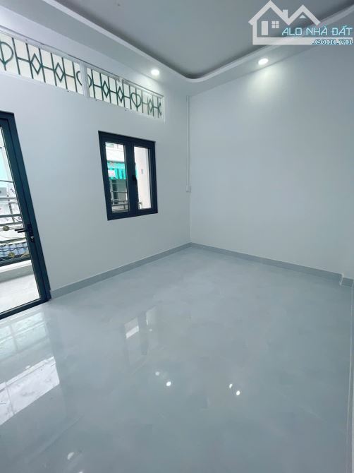 1/ Khu Lê Văn Quới, gần Bốn Xã, Q. Tân Phú, Q. 11. Nhà mới đẹp. 47m2, 2 tầng, hxh - 4