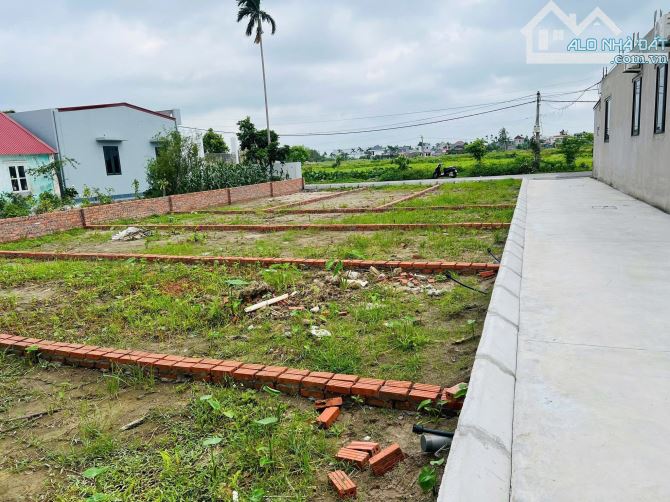 BÁN LÔ ĐẤT SIÊU ĐẸP MẶT ĐƯỜNG NHỰA THÔNG 2 XE Ô TÔ TRÁNH NHAU TẠI TRƯỜNG SƠN-AN LÃO - 4