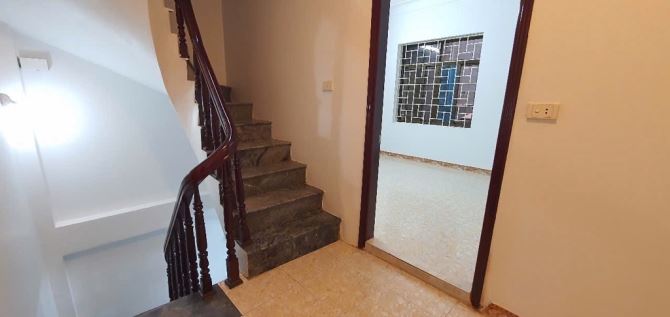Bán nhà Trần Khát Chân - Lò Đúc . Dân xây ở chắc chắn , 20m ra mặt đường oto dừng đỗ - 4