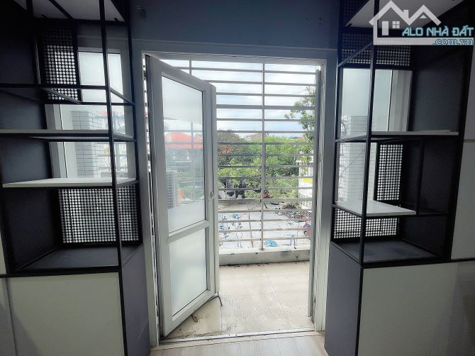 CHO THUÊ SÀN VĂN PHÒNG TẠI TRUNG KÍNH, CẦU GIẤY - 45M2 - CHỈ 10.5 TRIỆU CÓ DỊCH VỤ - 4