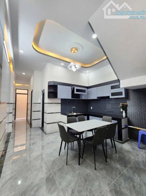 HÍNH CHỦ GỬI BÁN CĂN LẦU 5X21 VỪA HOÀN THIỆN NỘI THẤT NGAY TRUNG TÂM - 4