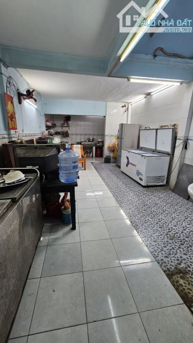 💥 BÁN NHÀ HẺM XE TẢI – ĐẤT VÀNG GIỮA TRUNG TÂM PHÚ LÂM – GẦN 400M² NGANG KHỦNG - 10,9M - 4