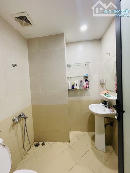 Bán chung cư CT36 Định Công, 54m2, 2pn, 2wc, giá 4.x tỷ - 5