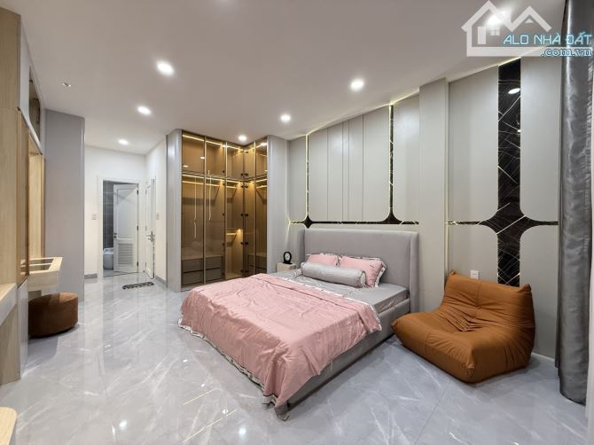 Bán gấp nhà 4 lầu Hẽm Ô Tô. Phan Huy Ích, P.15, Tân Bình 7.38 tỷ. TL - 5
