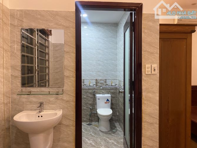 Bán Nhà 3 Tầng Mặt Tiền Quách Thị Trang - Hoà Xuân - 5